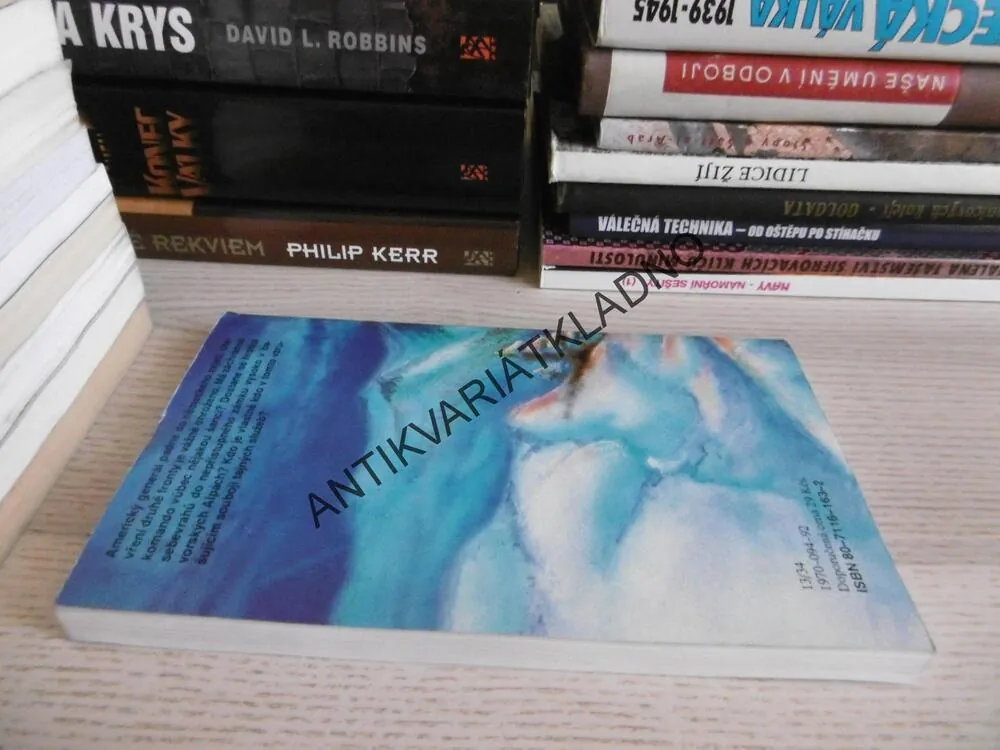 GENERÁL NESMÍ PROMLUVIT, ALISTAIR MACLEAN, **an