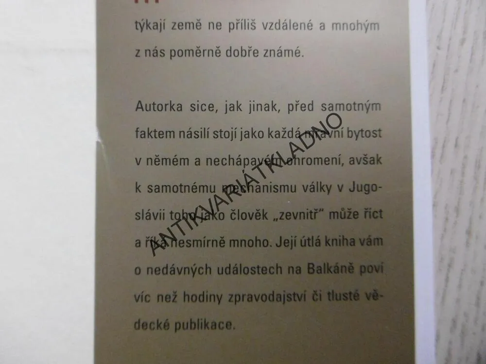 ANI MOUŠE BY NEUBLÍŽILI, SLAVENKA DRAKULIĆOVÁ, **an