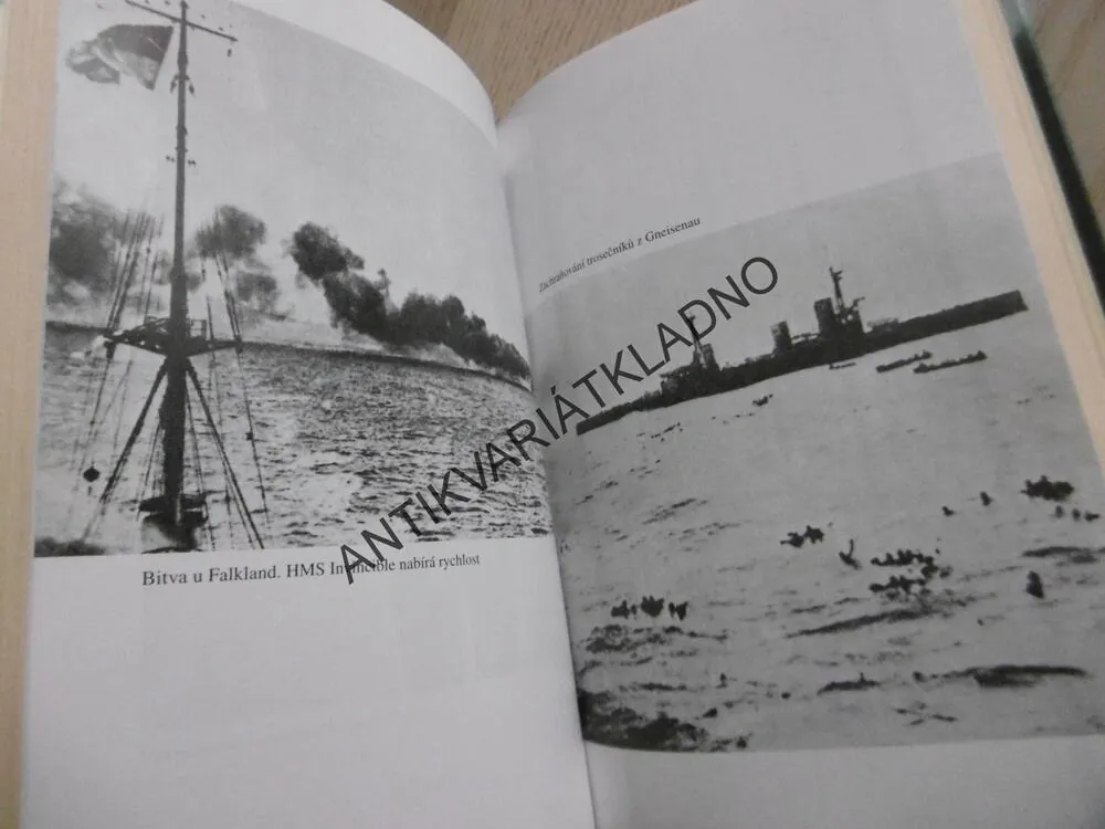 TRIUMF A PÁD ADMIRÁLA VON SPEE, ANDRZEJ PEREPECZKO, **an