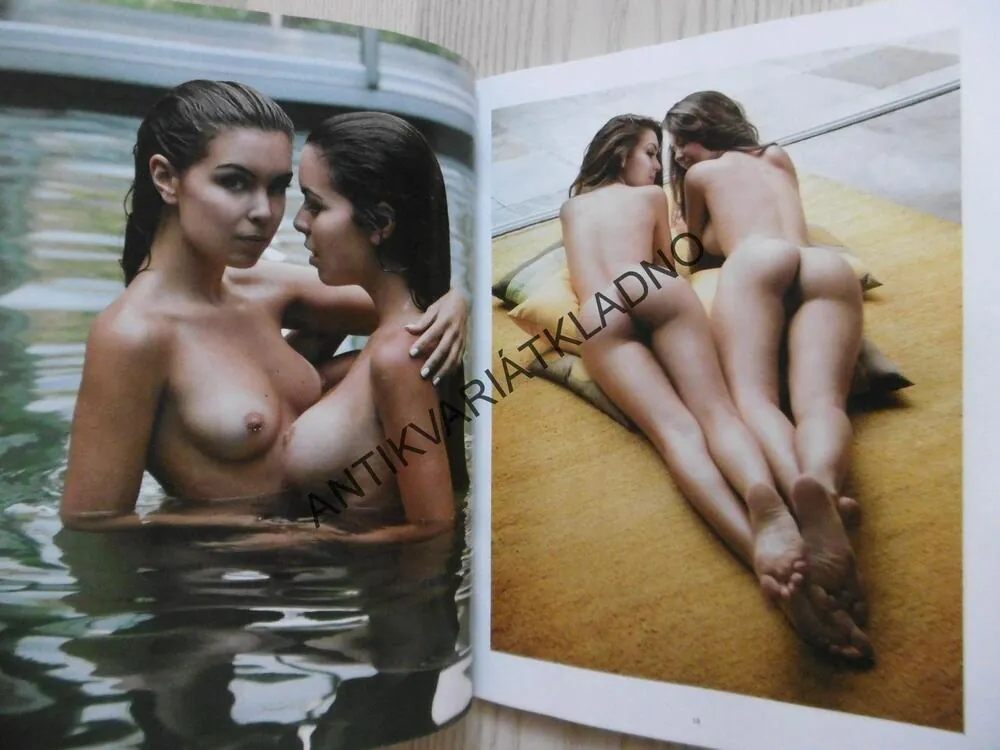 PLAYBOY, 10/2020, KAROLÍNA HUVAROVÁ