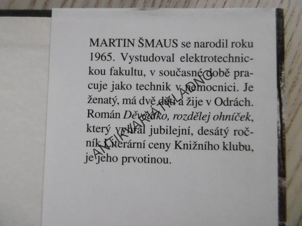 DĚVČÁTKO, ROZDĚLEJ OHNÍČEK, MARTIN ŠMAUS, **an