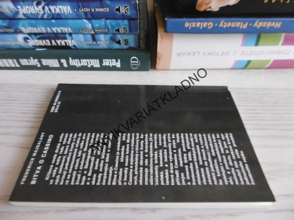 BITVA O CASSINO, FREDERICK MAJDALANY, **an