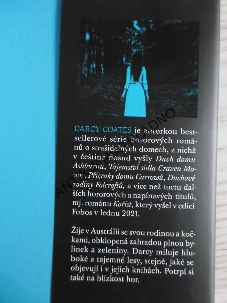 ZÁHADA DOMU MARWICKŮ, DARCY COATES, **an