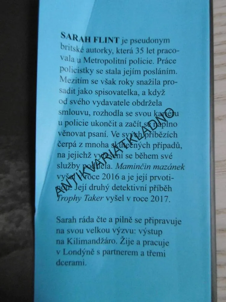 MAMINČIN MAZÁNEK, SARAH FLINT, **an