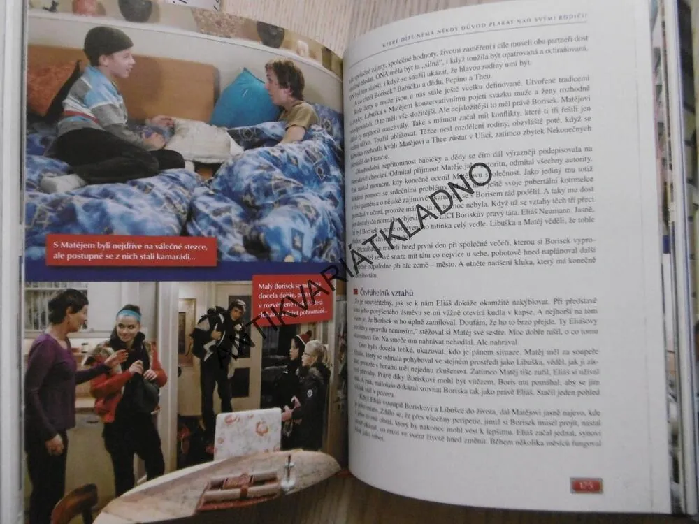 ULICE, PRŮVODCE SERIÁLEM, **an