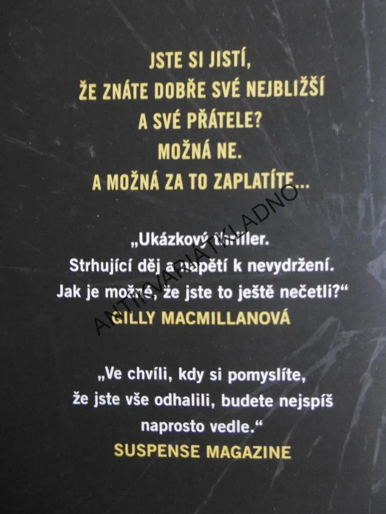 JEDEN Z NÁS, SHARI LAPENA, **an