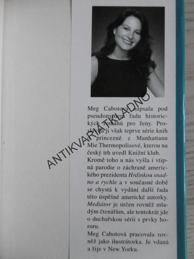 POVINNOSTI PRINCEZNY, MEG CABOTOVÁ, **an