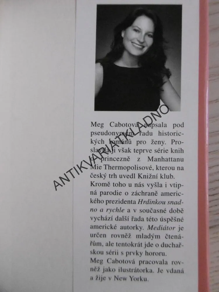 PRINCEZNÁM SLUŠÍ RŮŽOVÁ, MEG CABOTOVÁ, **an