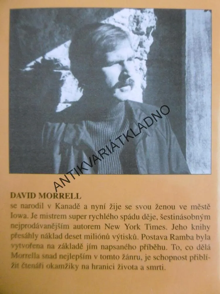 ZE ZOUFALSTVÍ, DAVID MORRELL, **an