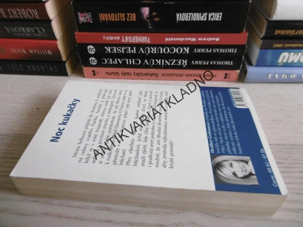 NOC KUKAČKY, HEATHER GRAHAMOVÁ, **an