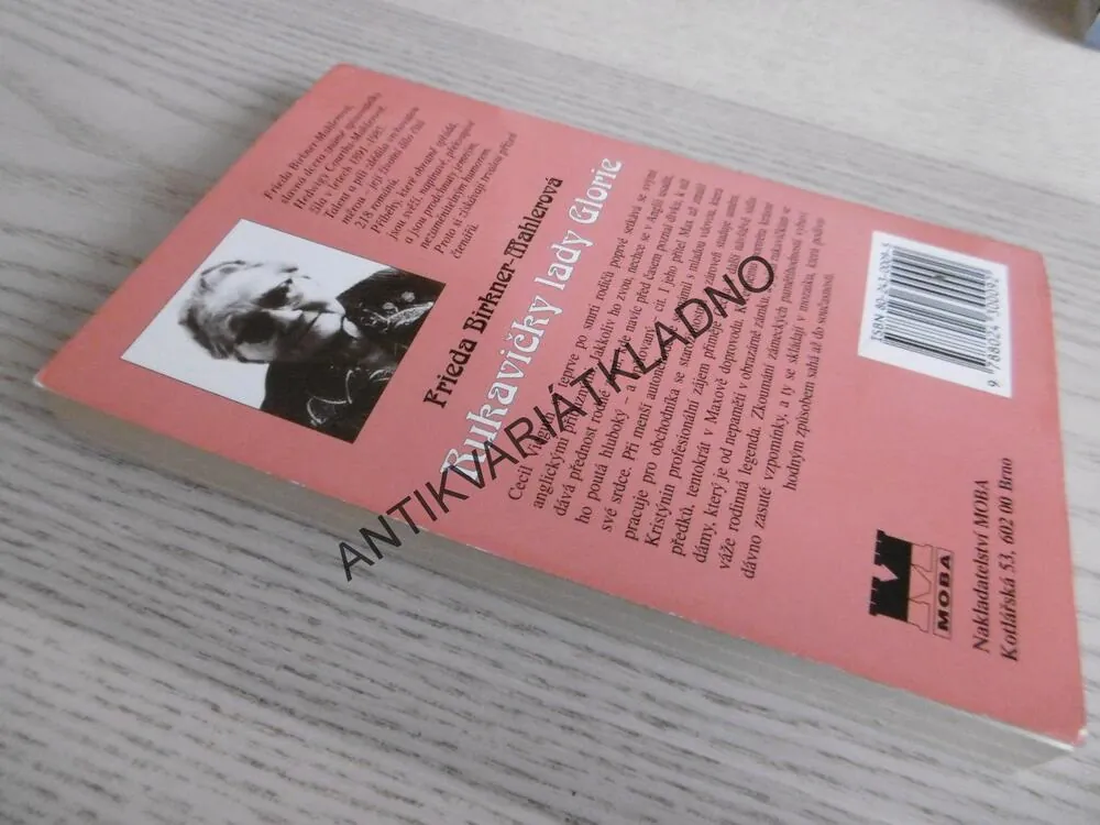 RUKAVIČKY LADY GLORIE, FRJEDA BIRKNER-MAKLEROVÁ, **an