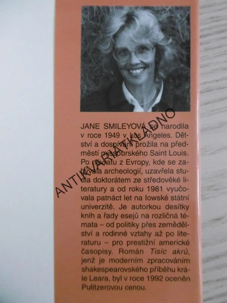 TISÍC AKRŮ, JANE SMILEYOVÁ, **an