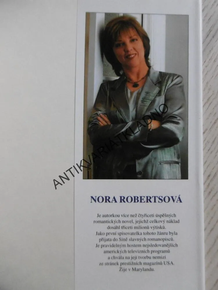 BOUŘLIVÝ PŘÍLIV, NORA ROBERTSOVÁ, **an