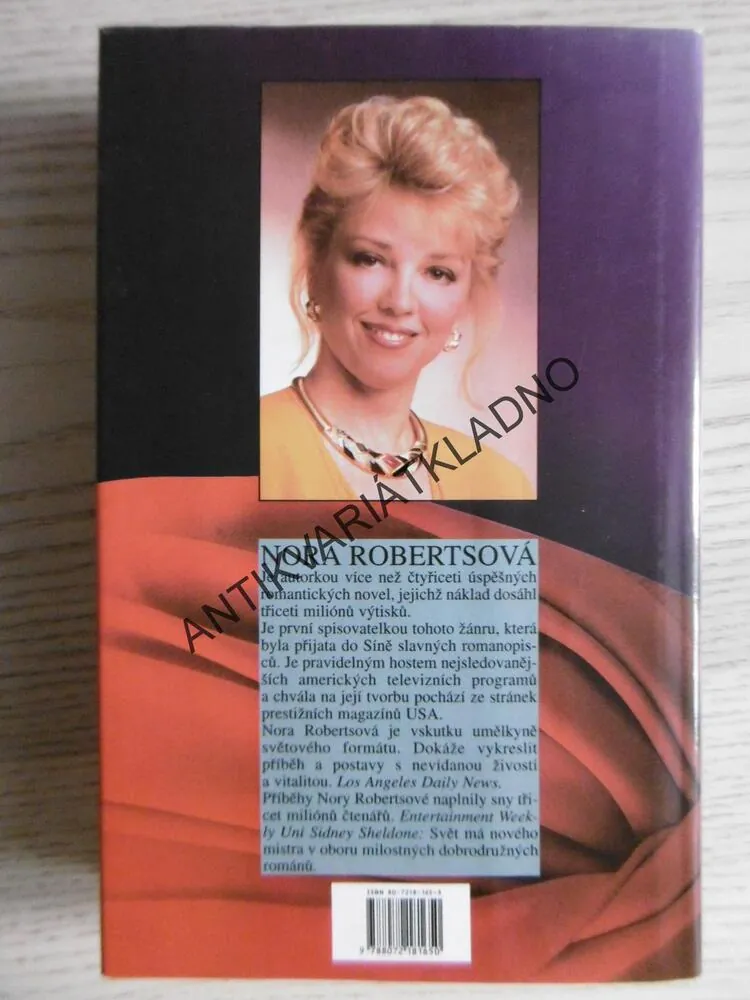 SLADKÁ POMSTA, NORA ROBERTSOVÁ, **an