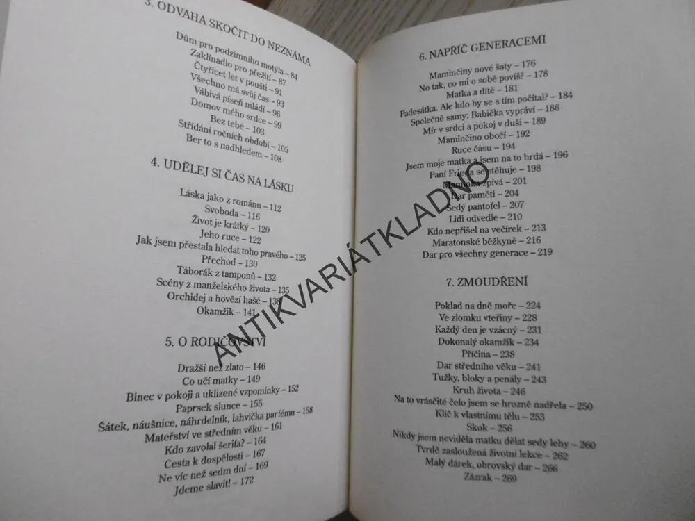 SLEPIČÍ POLÉVKA PRO INSPIRACI ŽENSKÉ DUŠE, JACK CANFIELD, **an