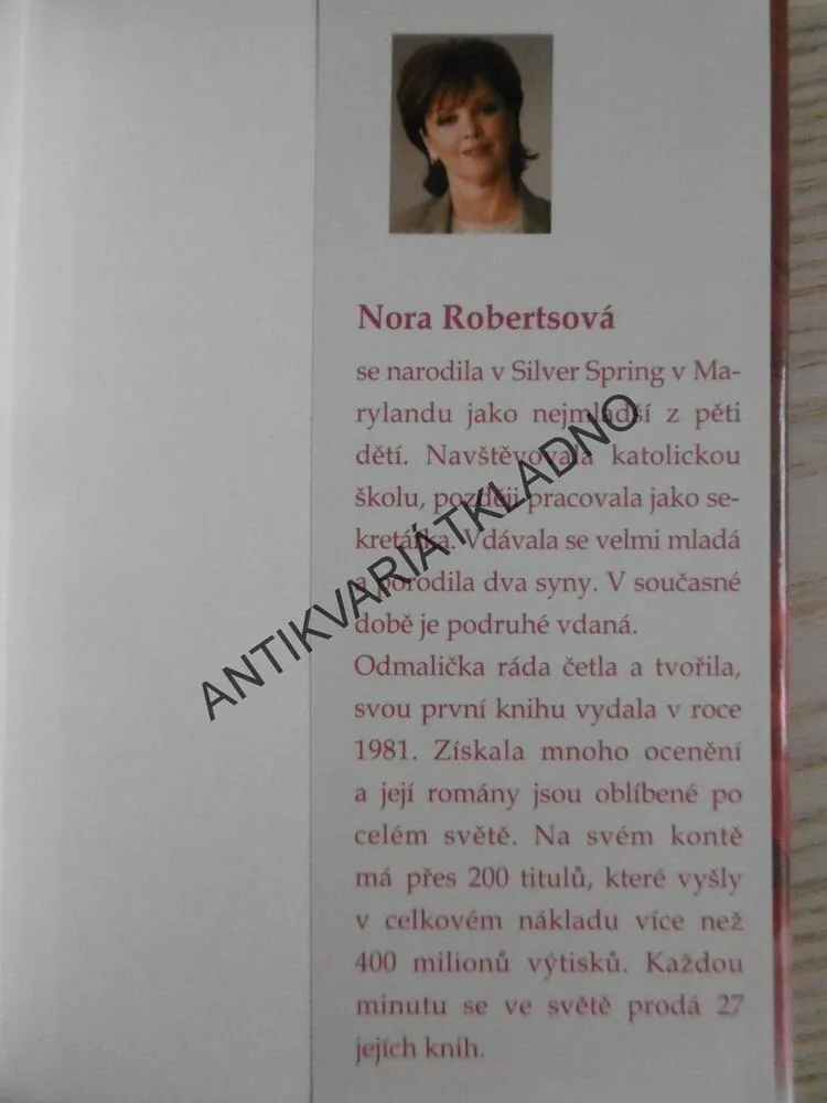NA RŮŽÍCH USTLÁNO, NORA ROBERTSOVÁ, **an