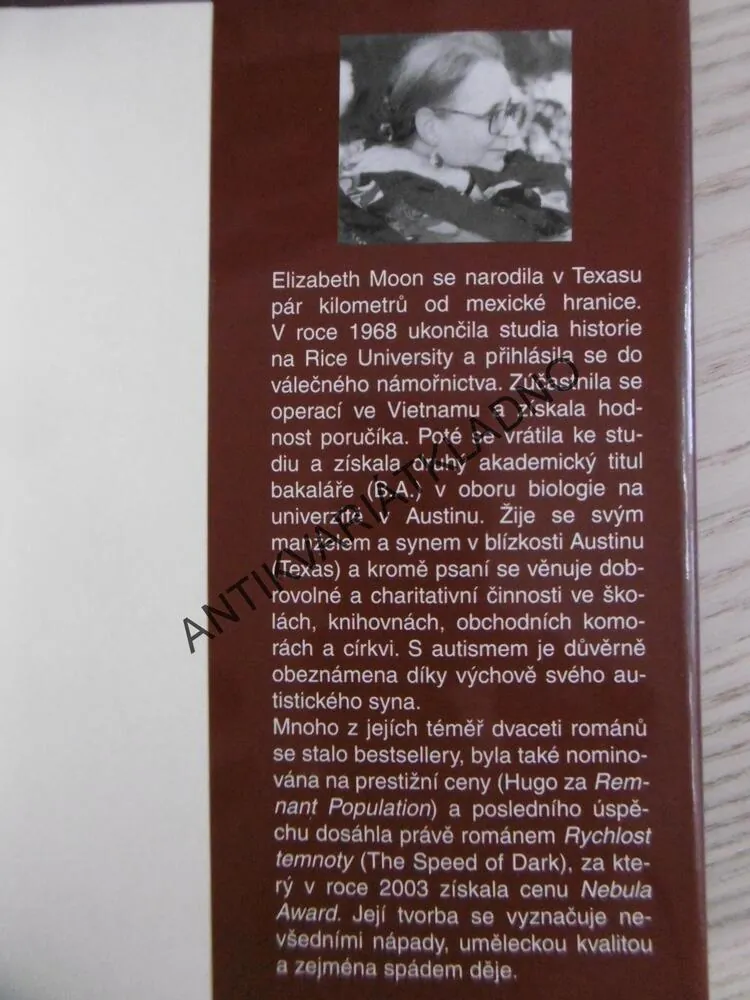 RYCHLOST TEMNOTY, ELIZABETH MOON, **an