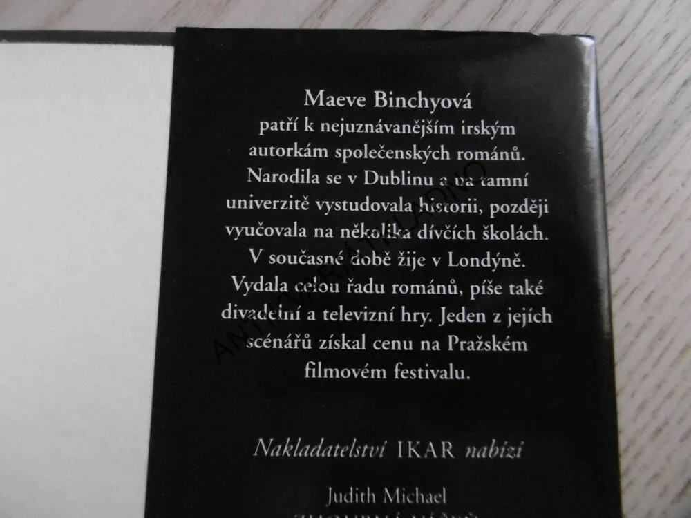 OZVĚNY, MAEVE BINCHY, **an
