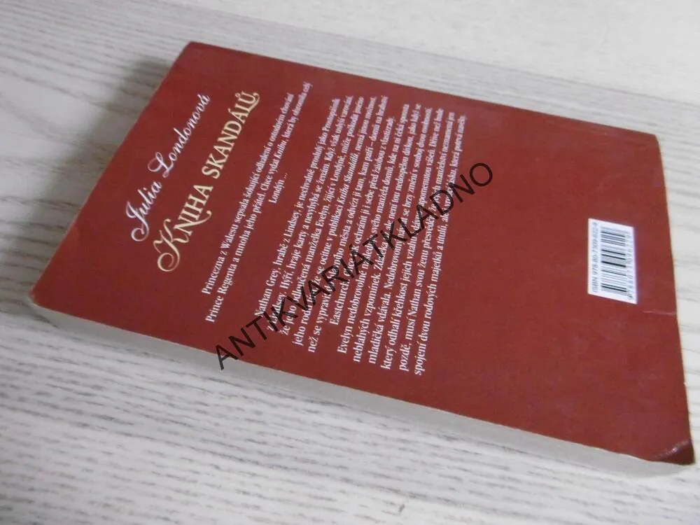 KNIHA SKANDÁLŮ, JULIA LONDONOVÁ, **an