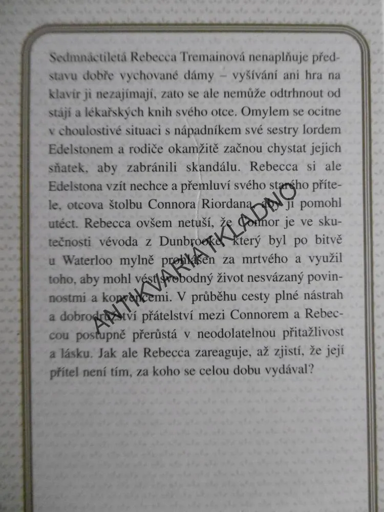 VÉVODA NA ÚTĚKU, JULIE ANNE LONGOVÁ, **an