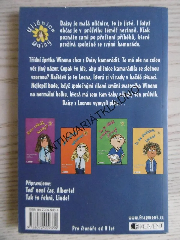 JEN POČKEJ, WINONO!, JENNY OLDFIELDOVÁ, **an