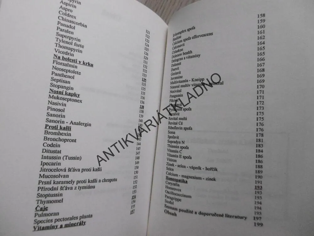 BOJ S CHŘIPKOU, RÝMOU A KAŠLEM, JAN SVÁTEK, **an