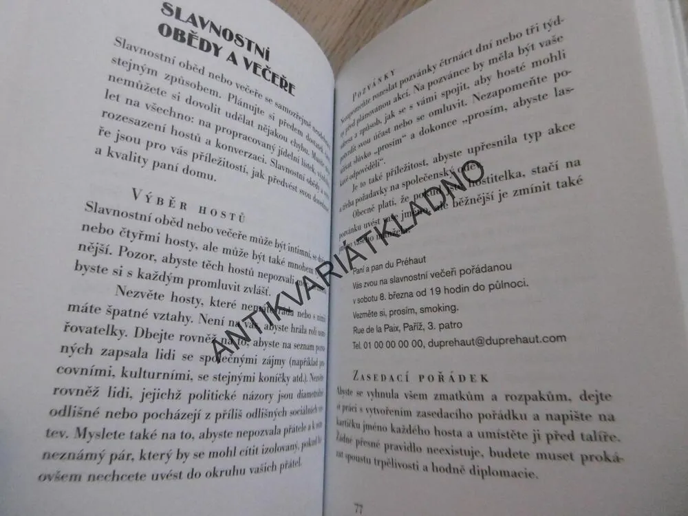 JAK BÝT VZORNOU MANŽELKOU?, MARIE-BERGAMOTE DU PRÉHAUT, **an