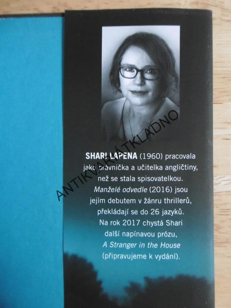 MANŽELÉ ODVEDLE, SHARI LAPENA, BESTSELLER, **an