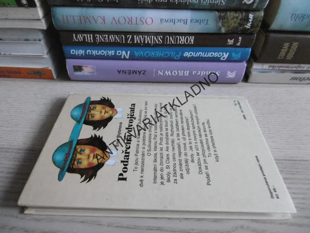 PODAŘENÁ DVOJČATA, ENID BLYTONOVÁ, **an