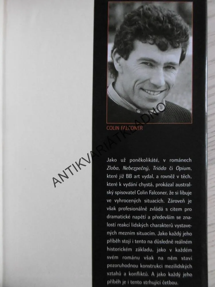 SMRTELNÝ POHLED, COLIN FALCONER, **an