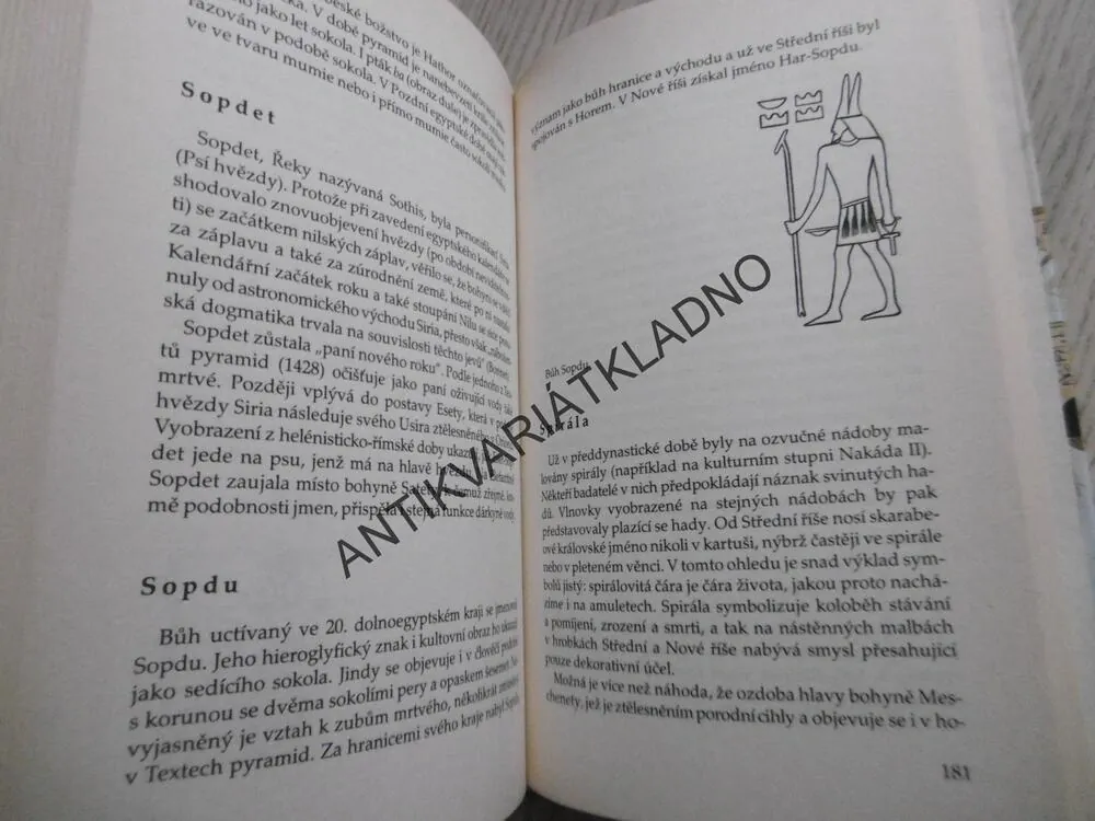 LEXIKON BOHŮ A SYMBOLŮ STARÝCH EGYPŤANŮ, MANFELD LURKER, **an