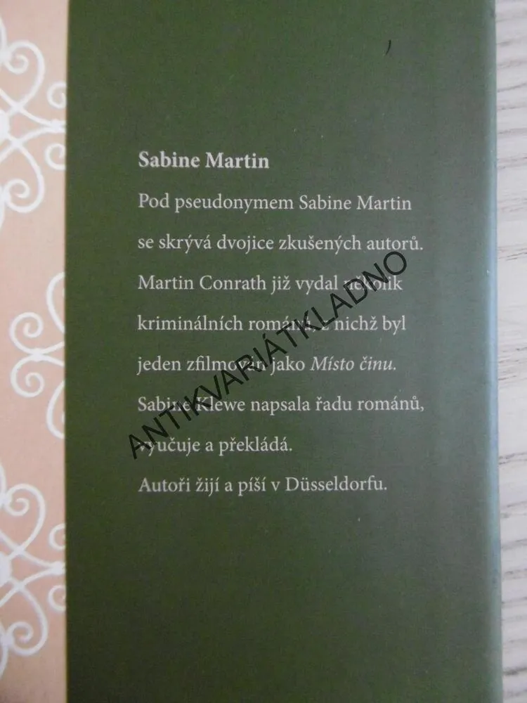 SLZY KATOVY SCHOVANKY, SABINE MARTIN, **an