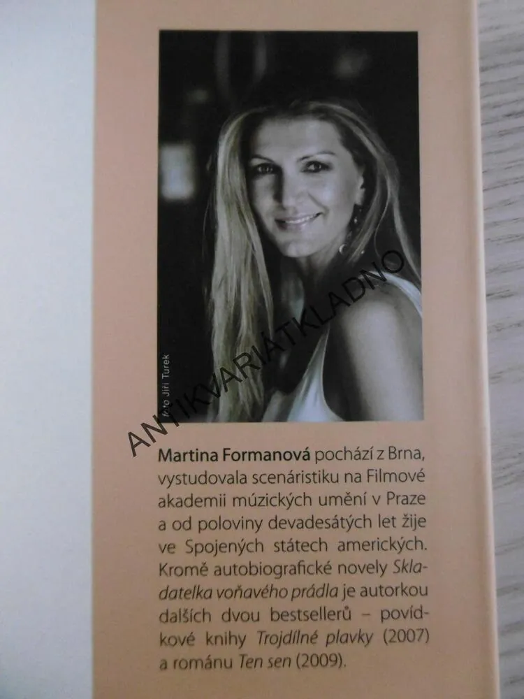 SKLADATELKA VOŇAVÉHO PRÁDLA, MARTINA FORMANOVÁ, **an