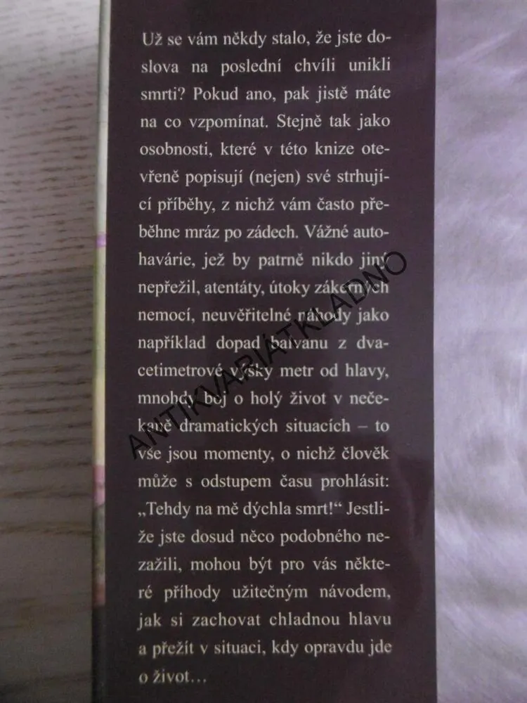 DÝCHLA NA MĚ SMRT, RICHARD SACHER, **an