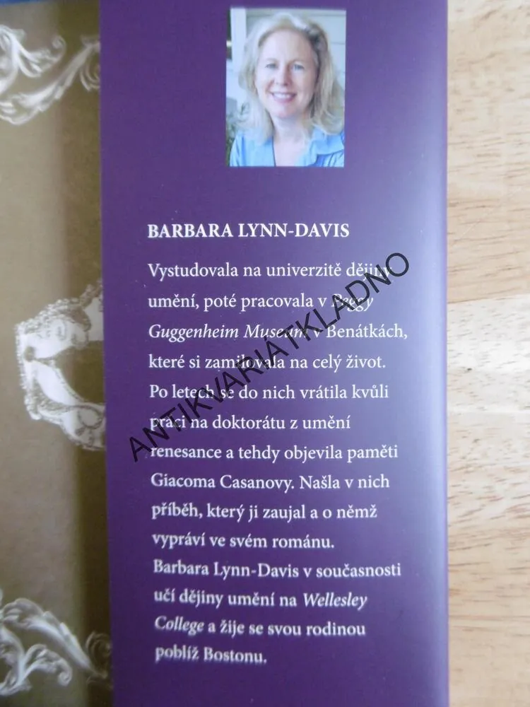 CASANOVA A JEHO UTAJENÁ ŽENA, BARBARA LYNN-DAVIS, **an