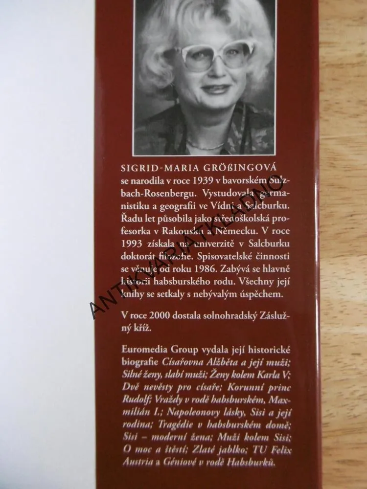 KDYŽ SLUNCE JEŠTĚ NEZAPADALO, SIGRID-MARIA GRÖSSINGOVÁ, **an