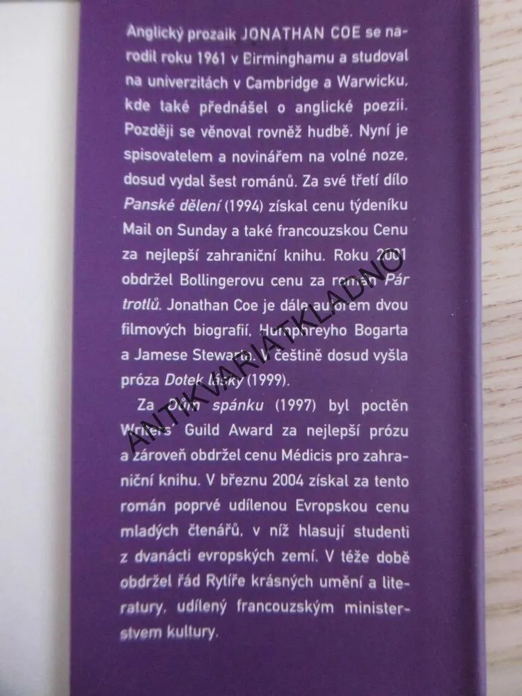 DŮM SPÁNKU, JONATHAN COE, **an
