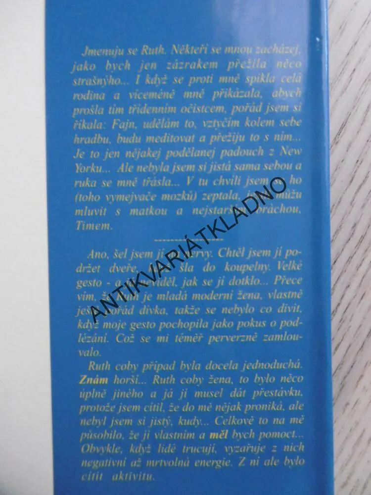 JAKO DÝM, ANNA CAMPION A JANE CAMPION, **an