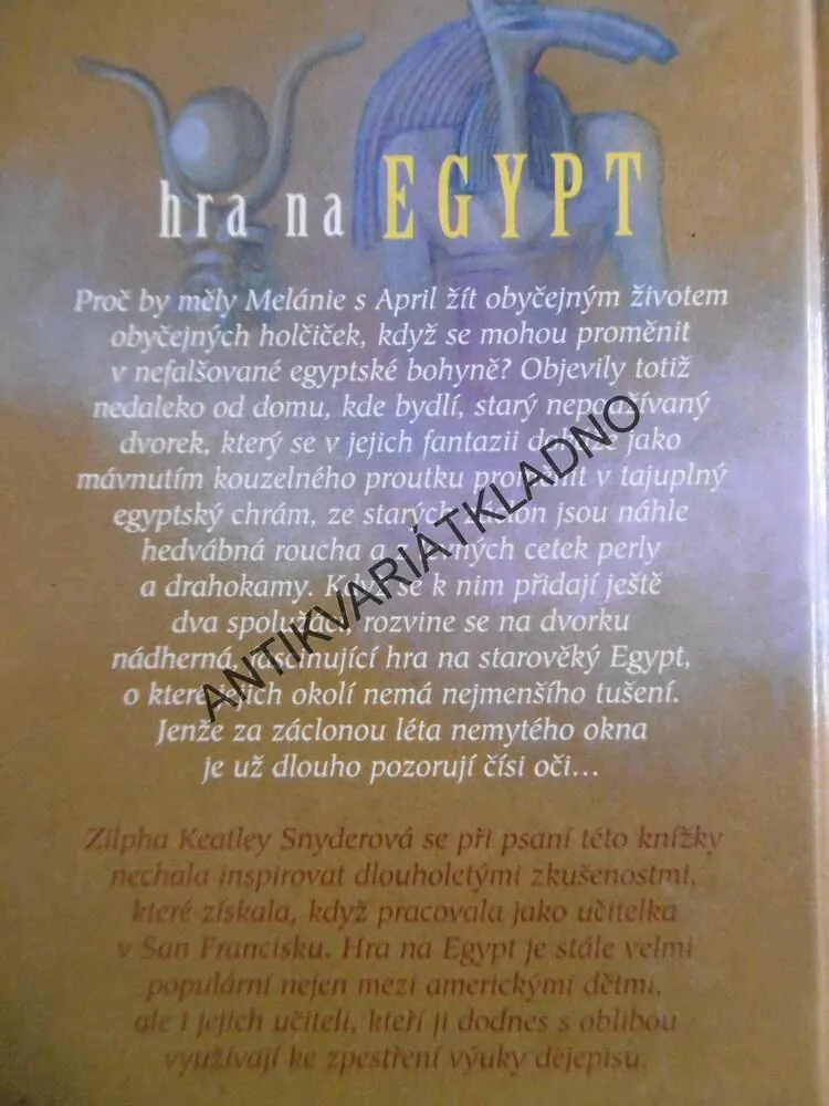 HRA NA EGYPT, ZILPHA KEATLEY SNYDEROVÁ, **an
