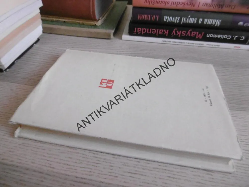 ZÁPISKY O VÁLCE GALSKÉ, GAIUS JULIUS CAESAR, **an