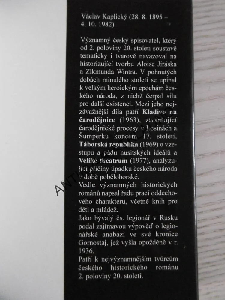 KLADIVO NA ČARODĚJNICE, VÁCLAV KAPLICKÝ, **an