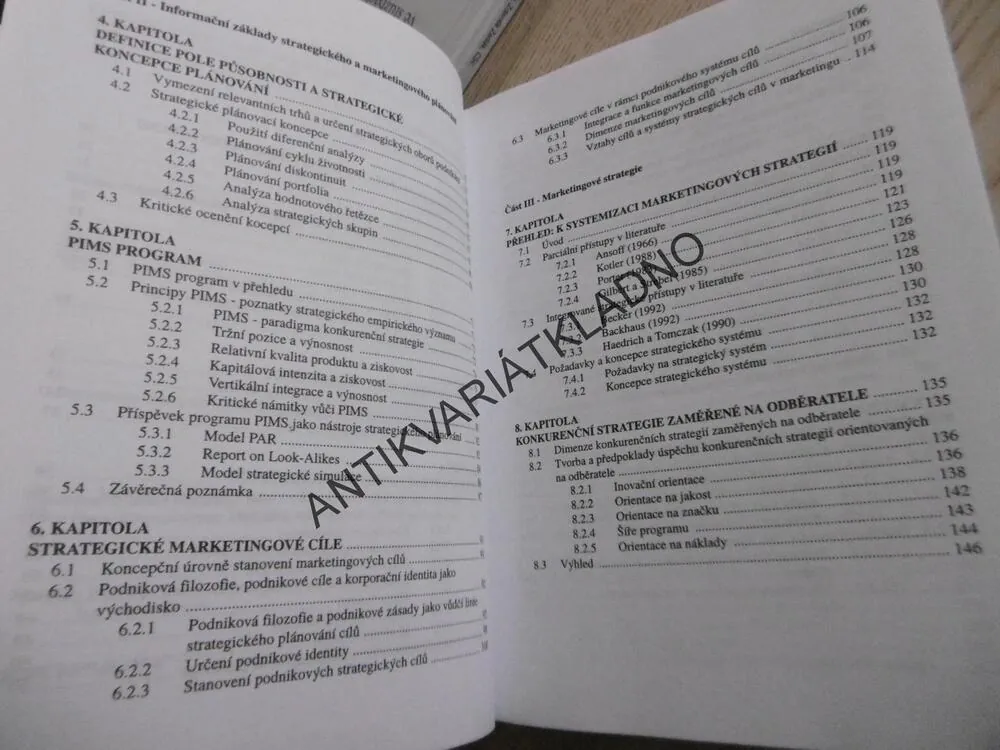 MARKETING, MANAGEMENT, HERIBERT MEFFERT **an