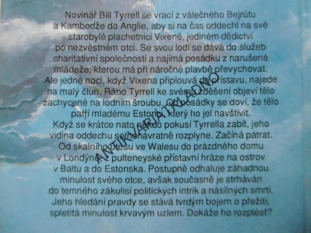 KRVAVÝ UZEL, SAM LLEWELLYN,  **an