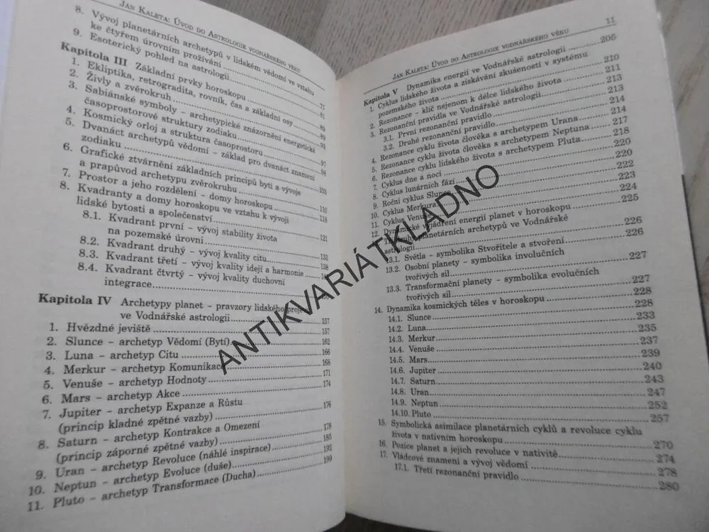 ÚVOD DO ASTROLOGIE VODNÁŘSKÉHO VĚKU, JÁN KALETA, **an