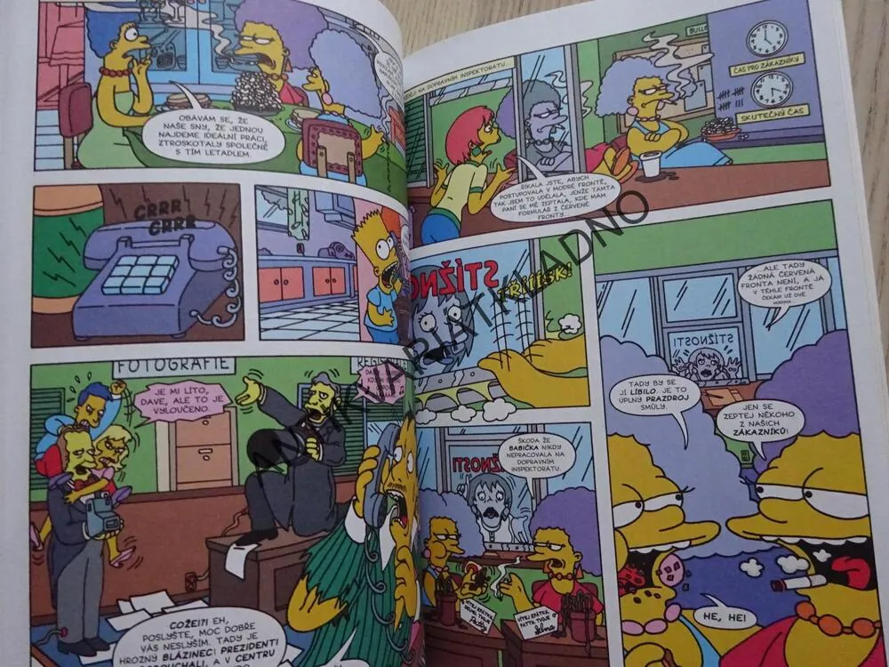 SIMPSONOVI, VRACÍ ÚDER, KOMIKS, **an