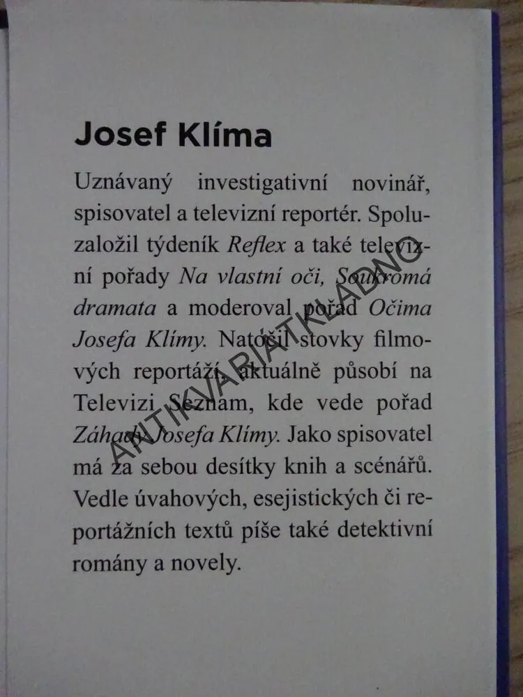 TŘICET LET POD PŘÍSAHOU, ROBERT ŠLACHTA, **an