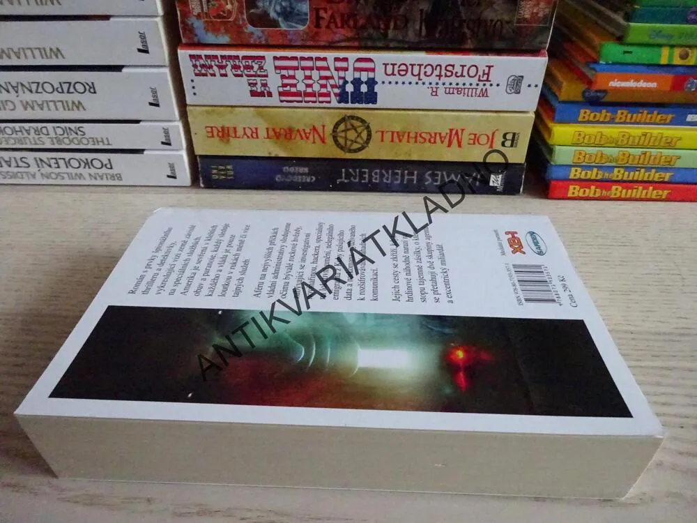 ZEMĚ SLÍDILŮ, WILLIAM GIBSON, **an