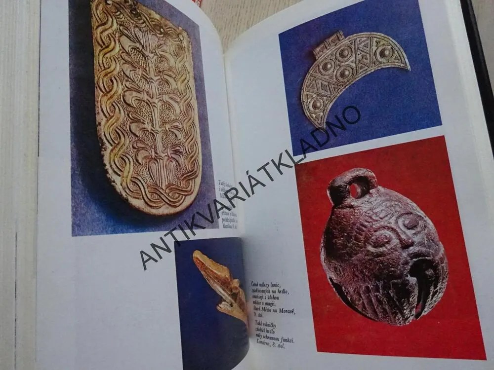 SVĚT SLOVANSKÝCH BOHŮ A DÉMONŮ, ZDENĚK VÁŇA, **an