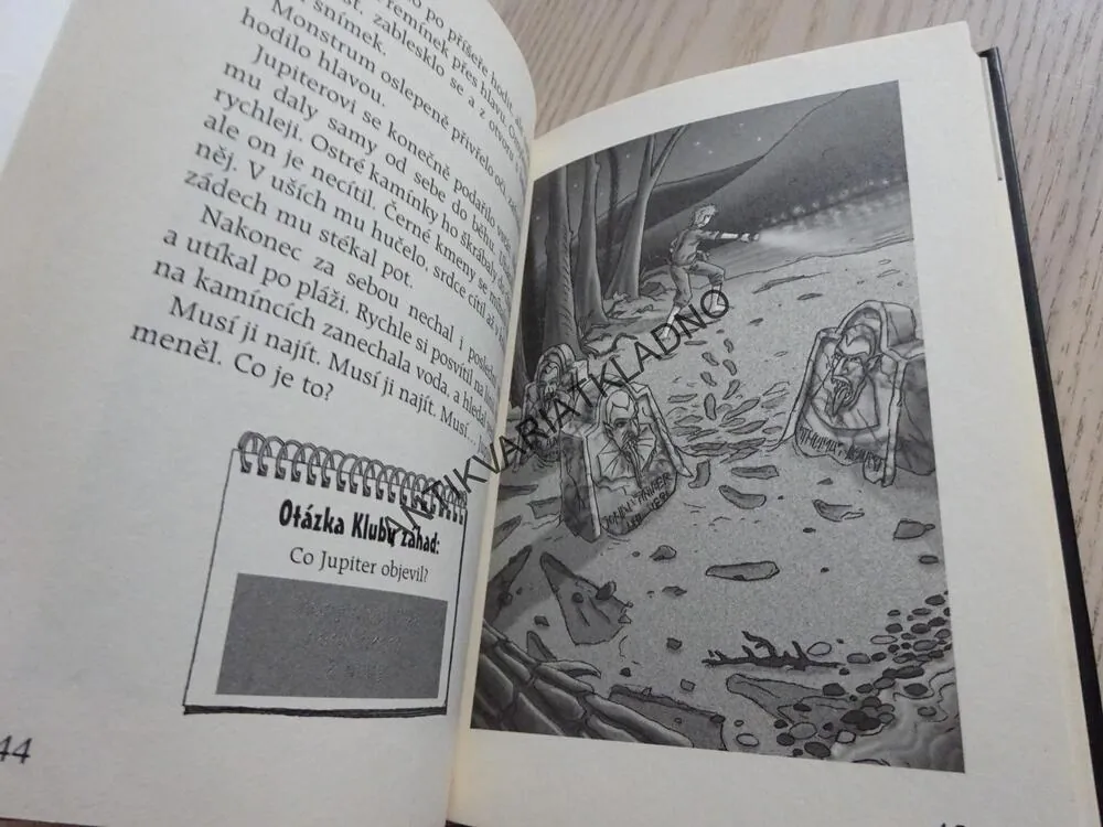 KLUB ZÁHAD, OSTROV NÁHROBKŮ, LUPA, THOMAS BREZINA, **an
