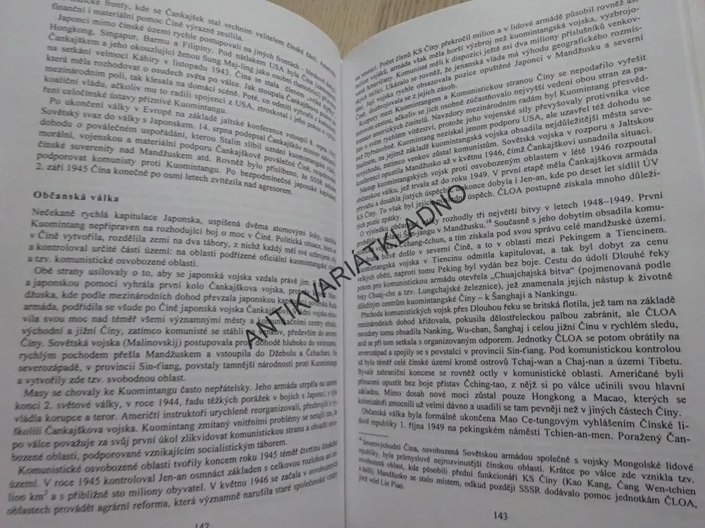 ČÍŇANÉ, 21. STOLETÍ, DĚJINY, TRADICE, OBCHOD, ĹUBICA OBUCHOVÁ, **an